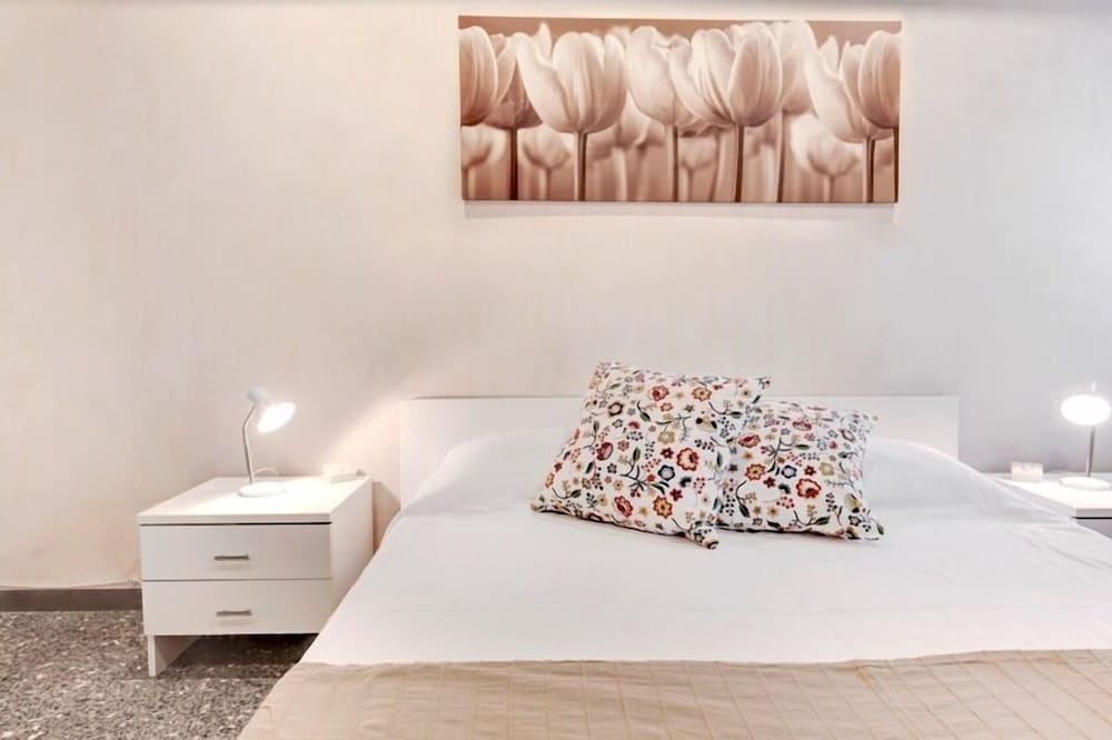 Guggenheim Collection Venice Apartment