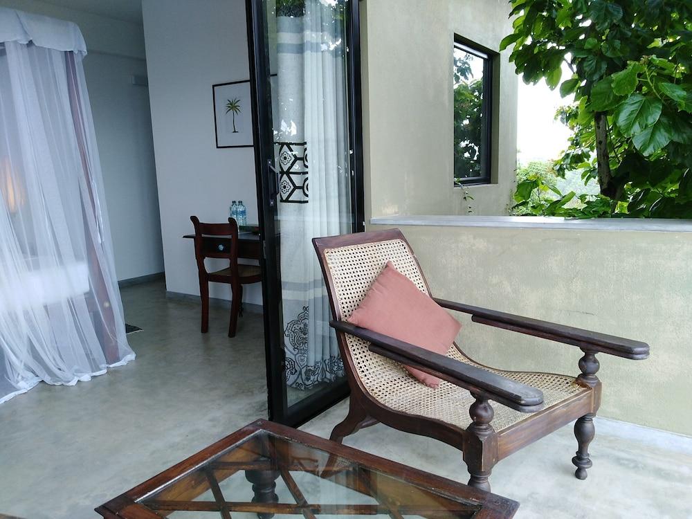 Lara's Place Unawatuna