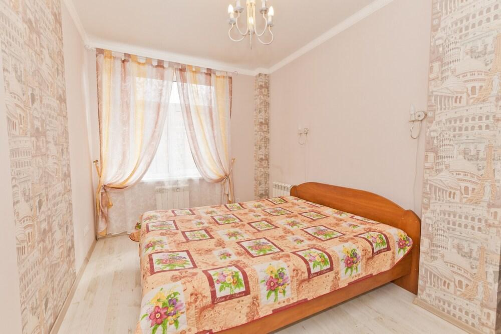 Apartments on Timiryazeva 35