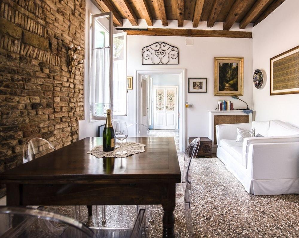 Venice Giardini Biennale Apartment