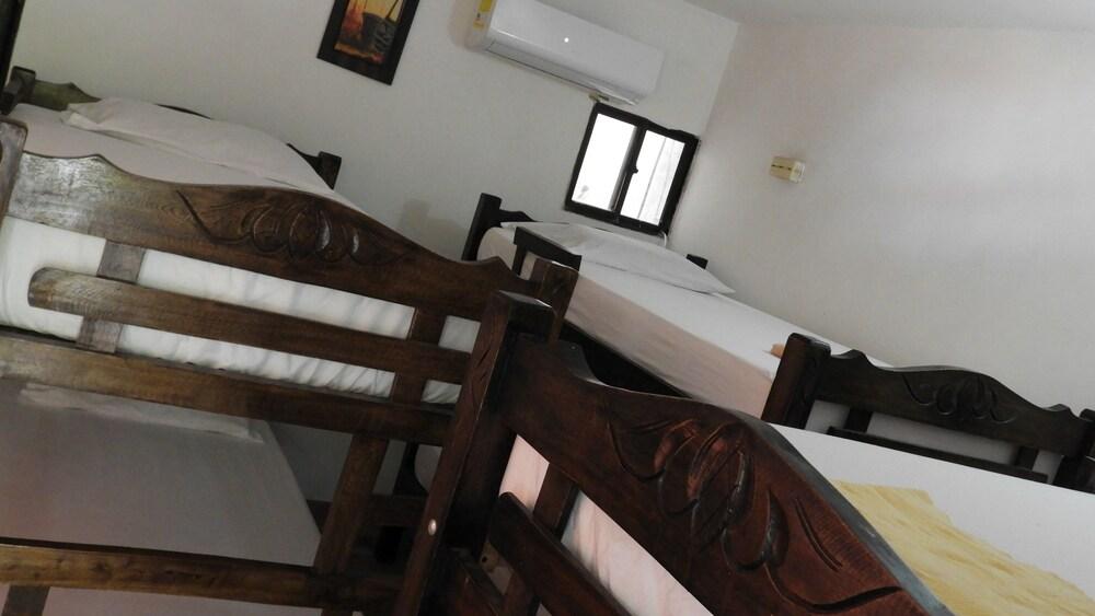 Chimila Hostel y Camping