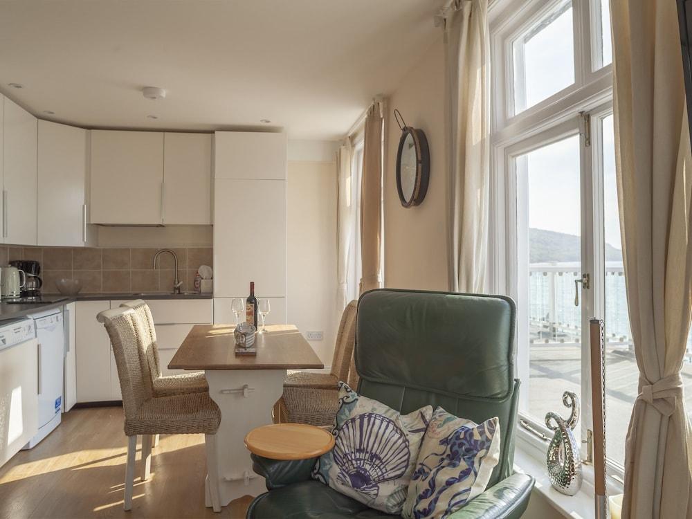 Garden Apartment On The Beach