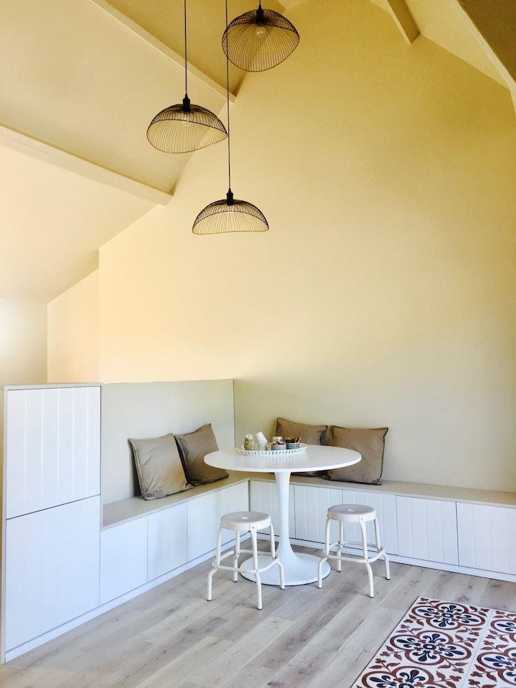 Le Pave de la Croix Blanche