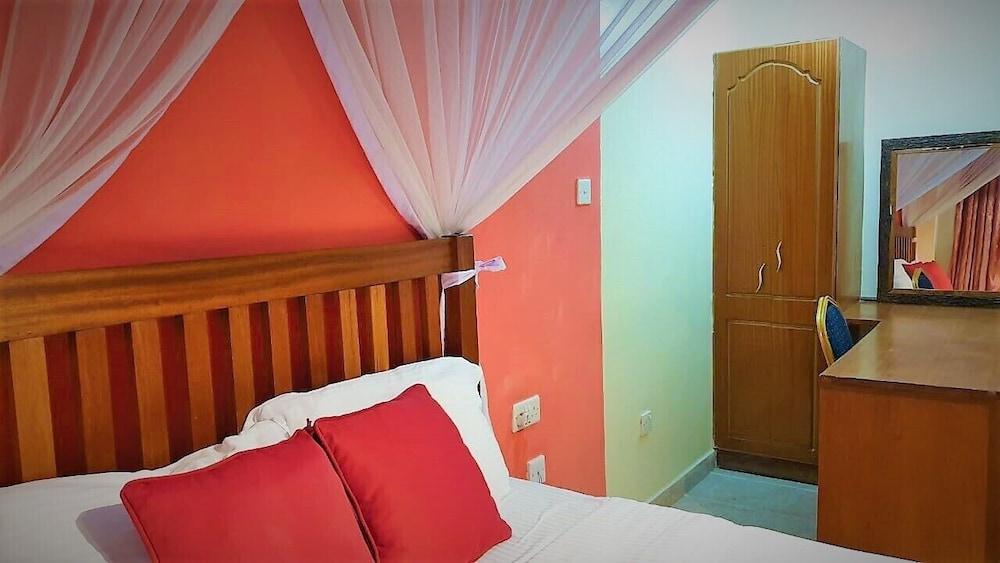 Leon Villas Guest House