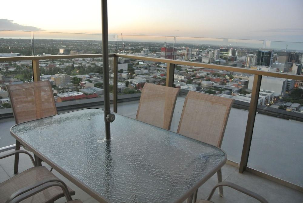 Adelaide Vue penthouse.