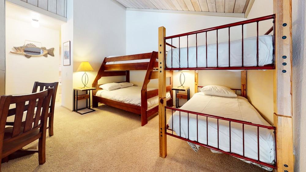 Summit #110 3 Bedroom Condo