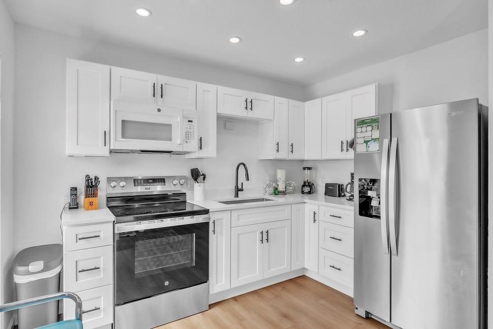 Minnow 2 2 Bedroom Villa by RedAwning