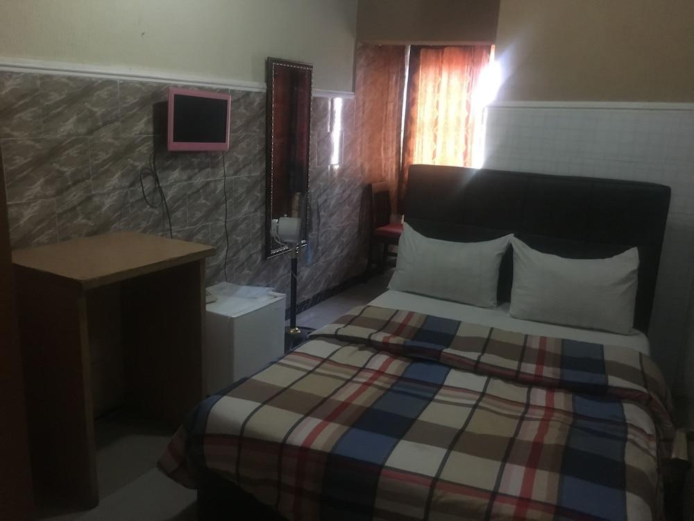 Lekki Central Hotel
