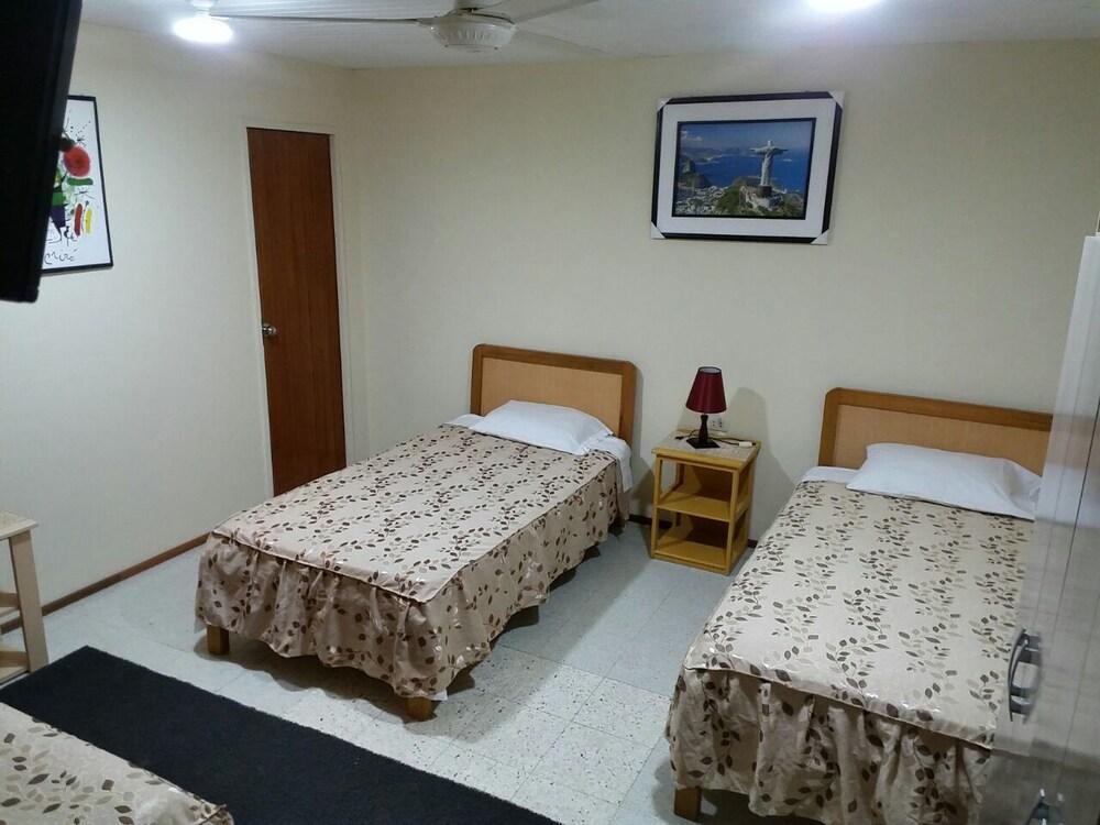 Hospedaje Open House