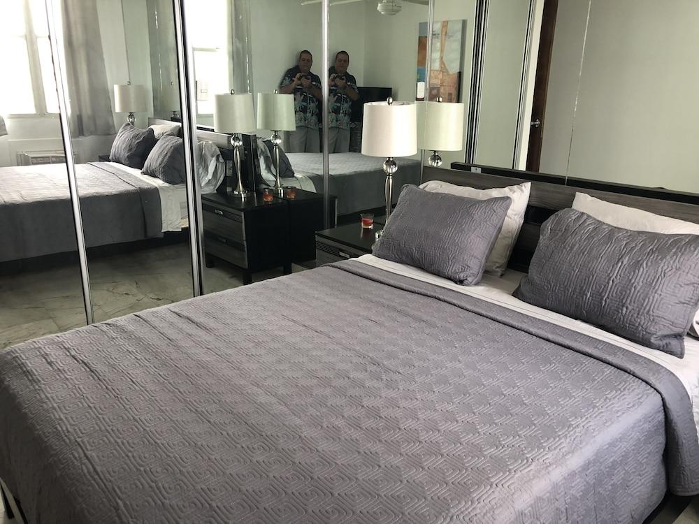 Playa Mar PH Beach Front Apartment