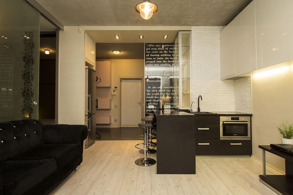 Apartments on Studenaya 68A - apt 20