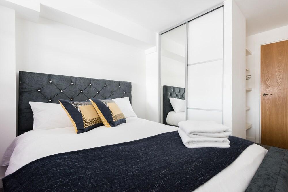 The London Warehouse Apartments