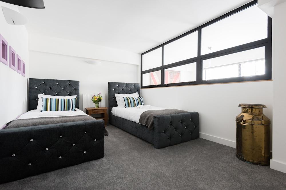 The London Warehouse Apartments