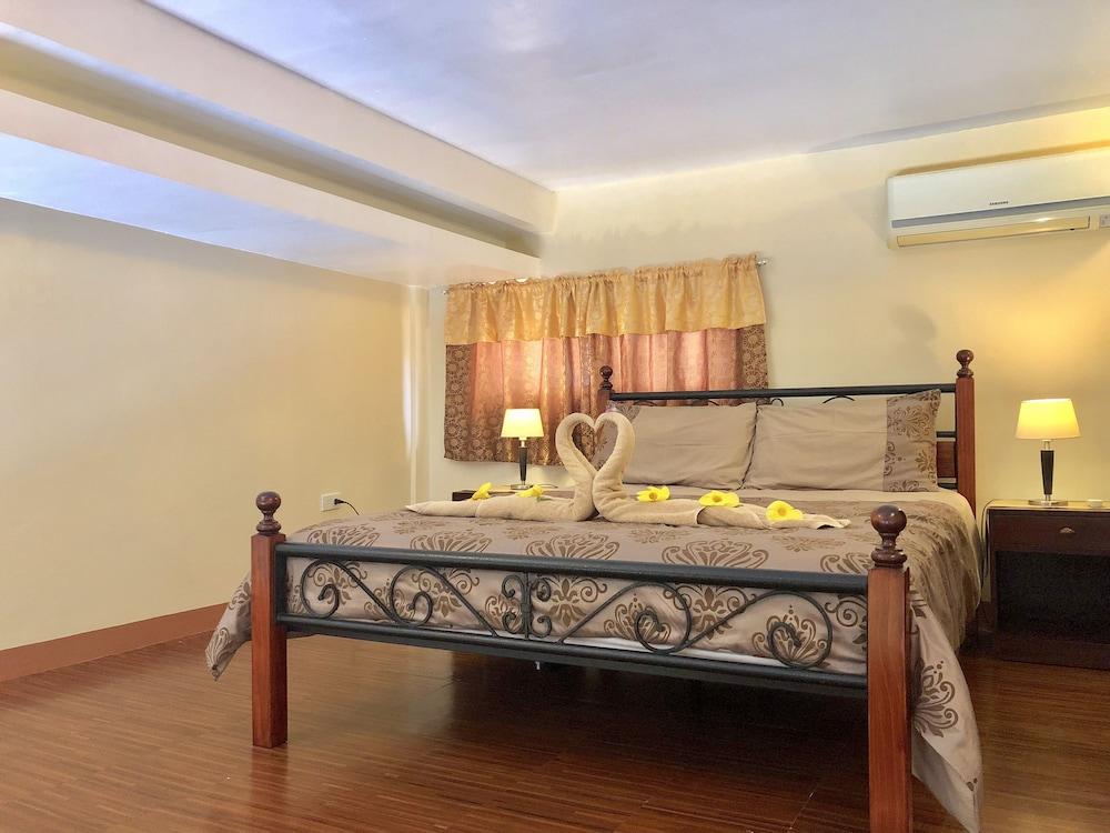 Pal-Watson Apartments