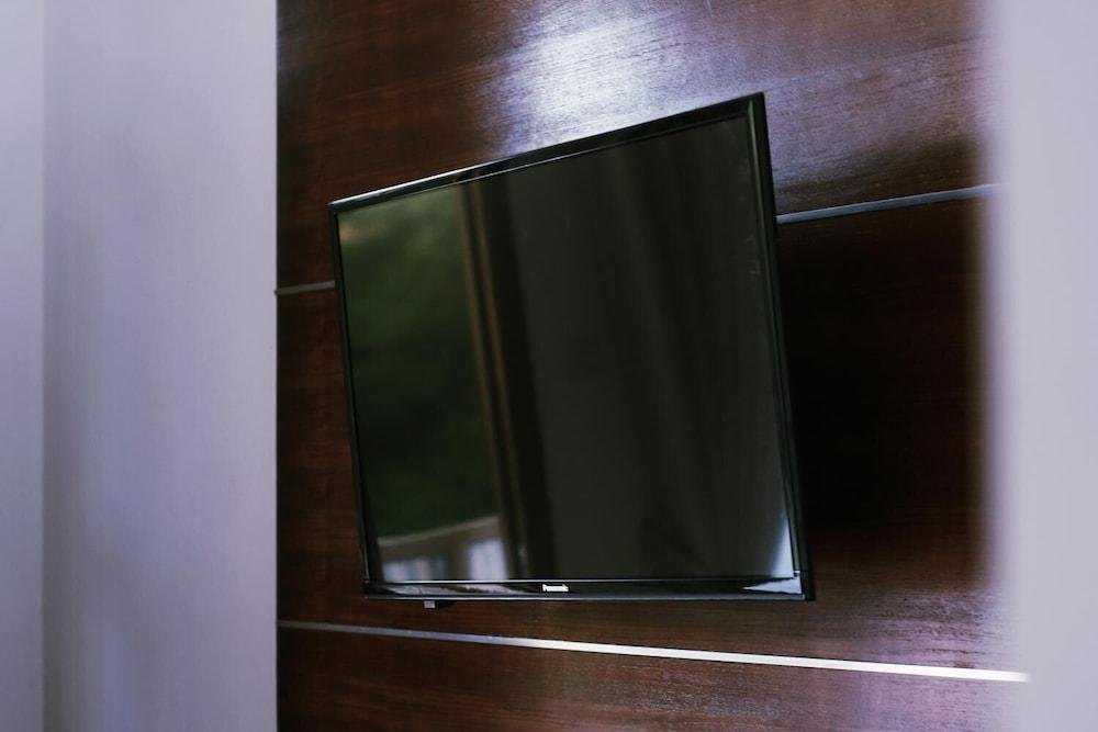 Villa Meno Spa and Beach Resort