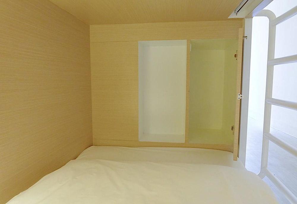 About A Bed Hostel Chiangmai