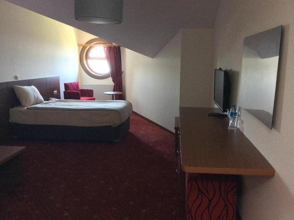 Hasdikoz Abdik Hotel