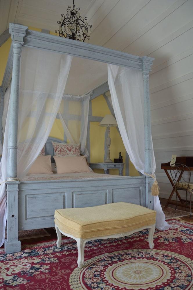 La Grange Des Marettes