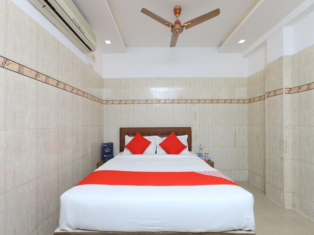 OYO 11437 GMT Centre