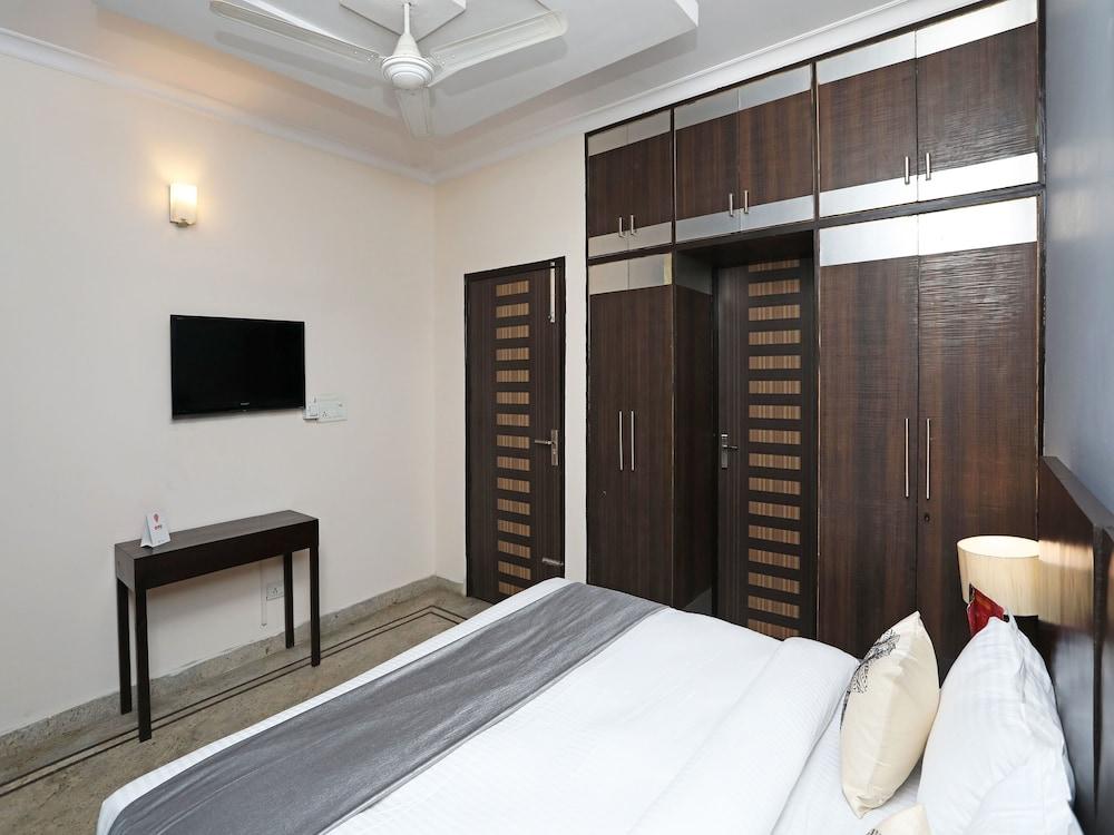 OYO 11761 WhitePod Inn