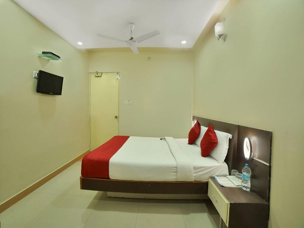 OYO 3718 New Sree Krishna Residency