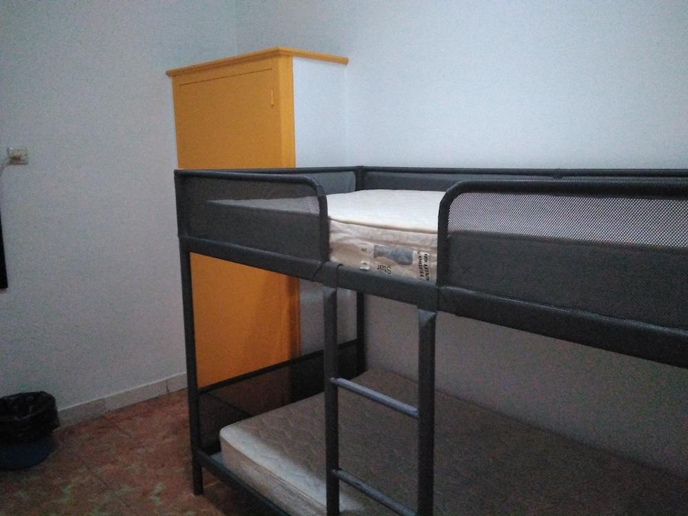 Albergue Pension Rossell