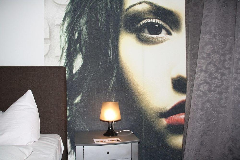 Landhotel Schloss Sörgenloch