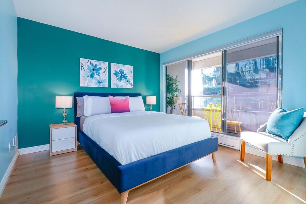 Best Location Downtown Chic Suites