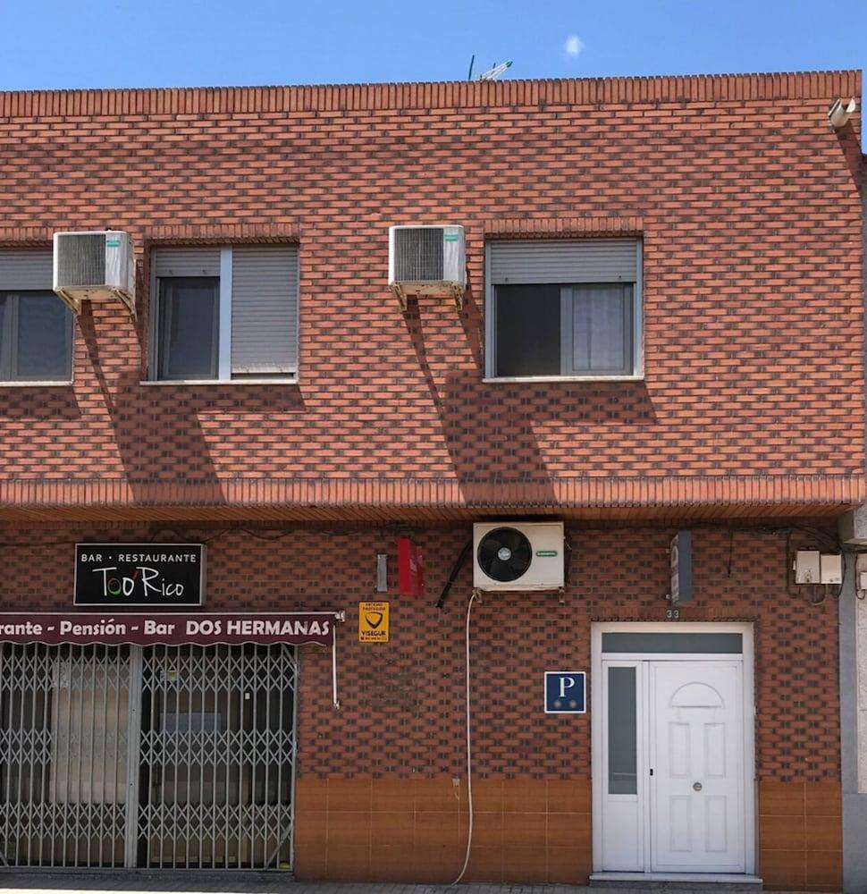 Pensión Dos Hermanas