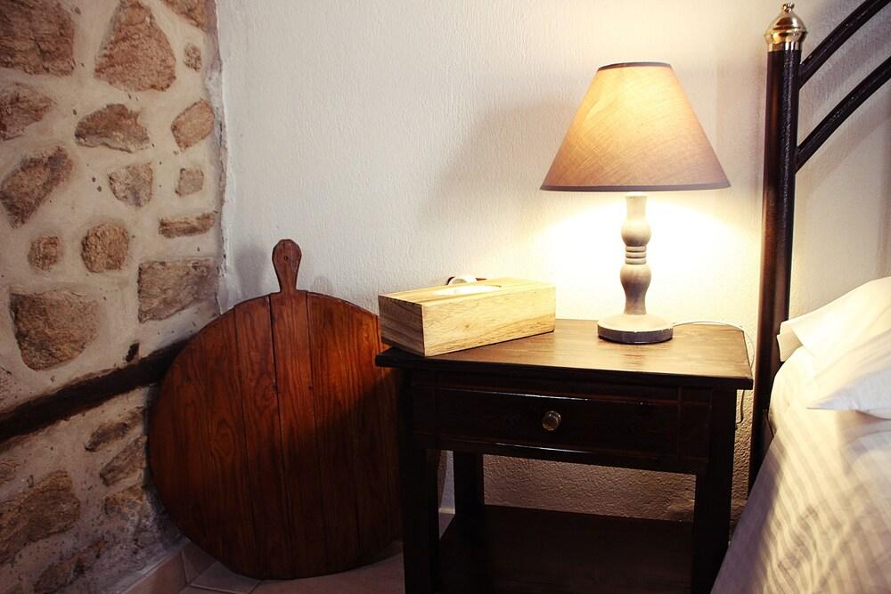 Aristotelis Traditional Guest House