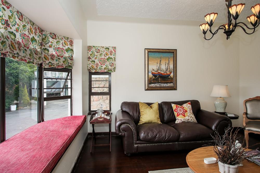 Hathaway Guest House