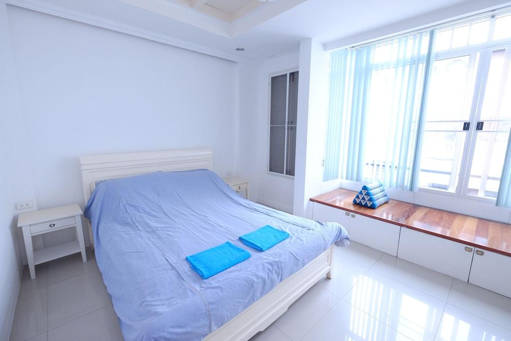 Ratchada-Sutthisan Hotel and Longstay