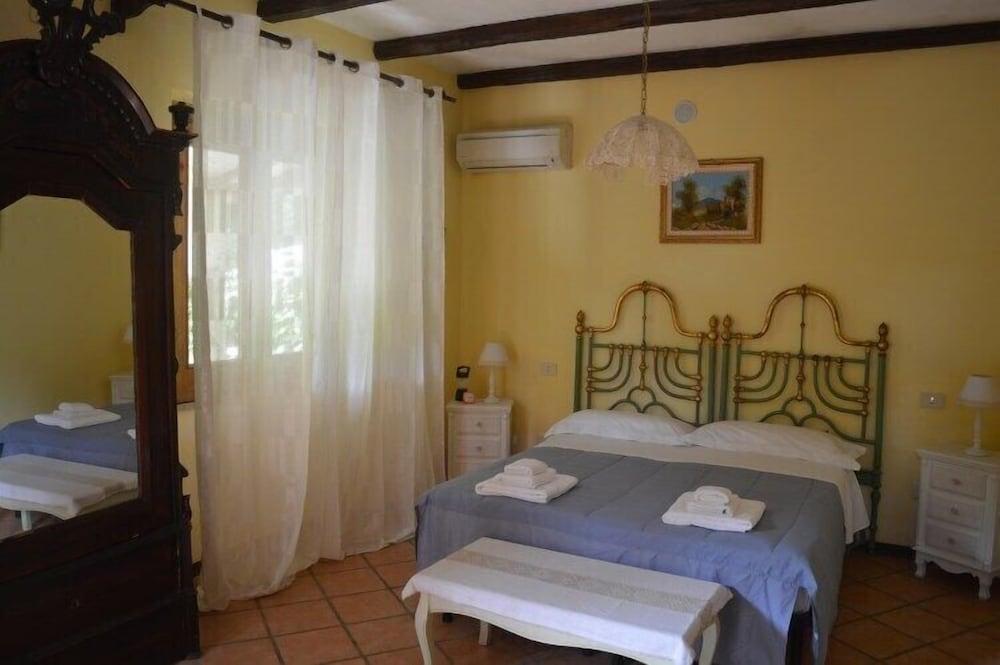 Agriturismo Villa Velia