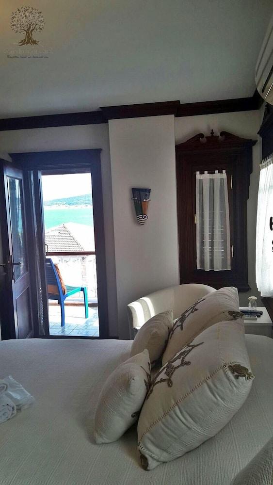 Cunda Sim Otel