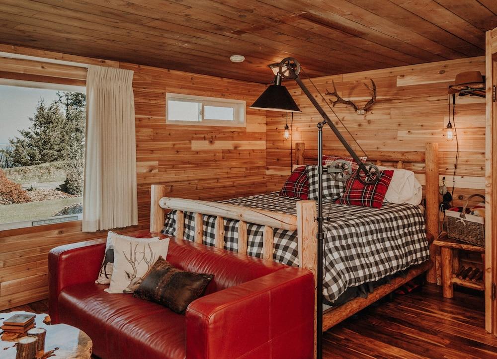 Dungeness Bay Cottages