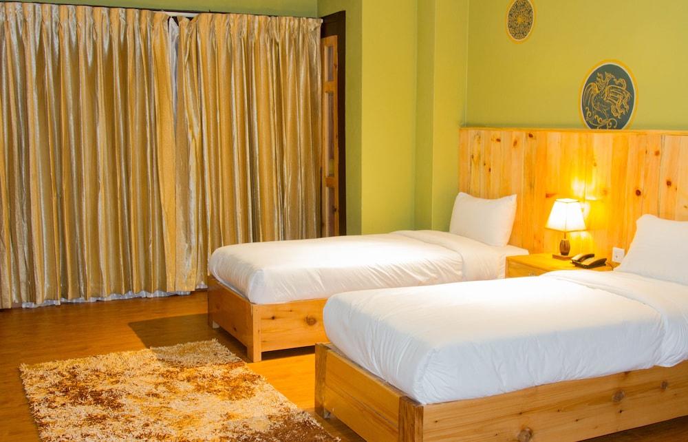 Lhaki Yangchak Residency