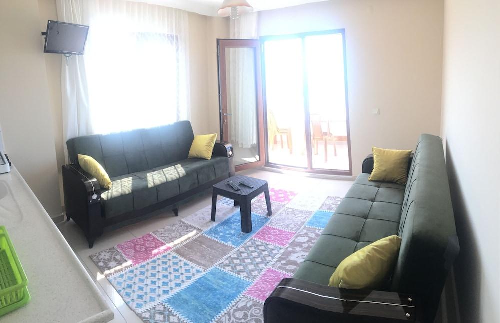 Lapina Pension & Restaurant