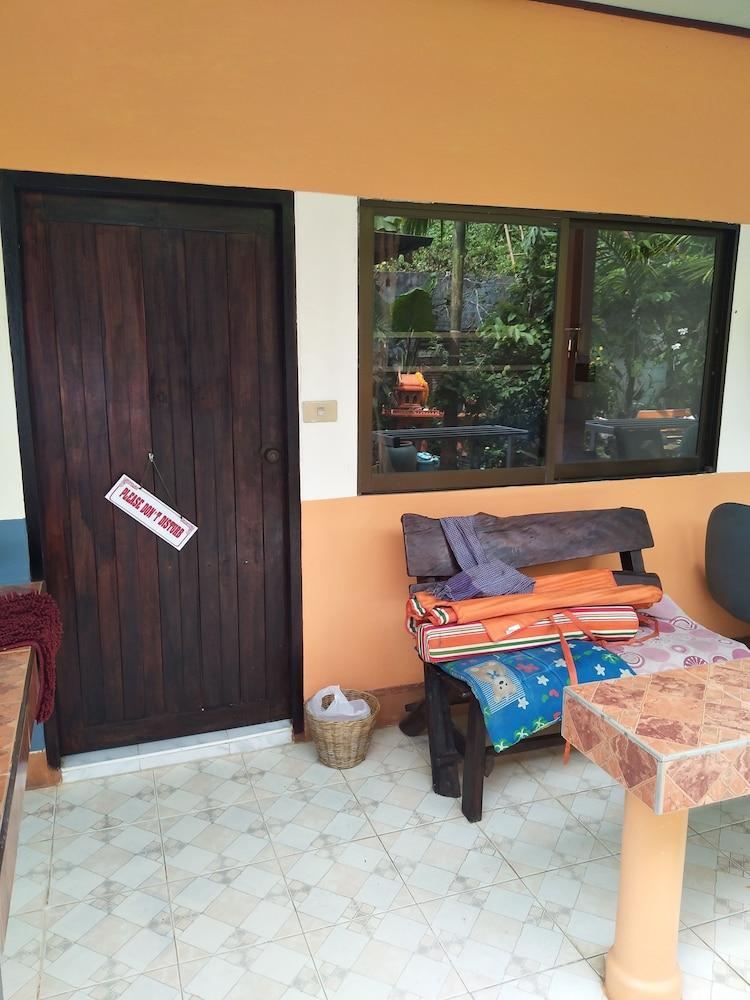 Casamarina Guest House