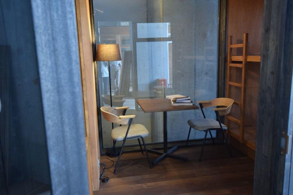 Tinys Yokohama Hinodecho - Campground