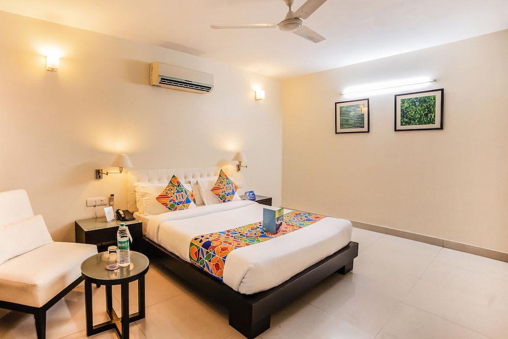 FabHotel Anutham Saket