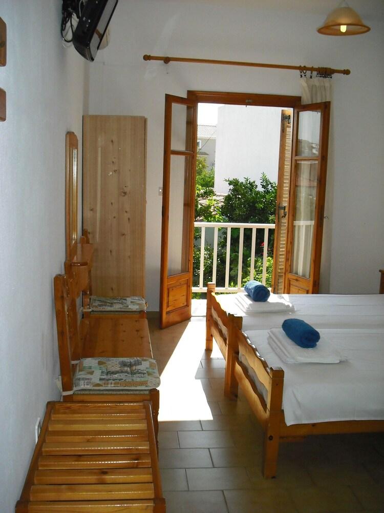 Anastasis Rental Rooms