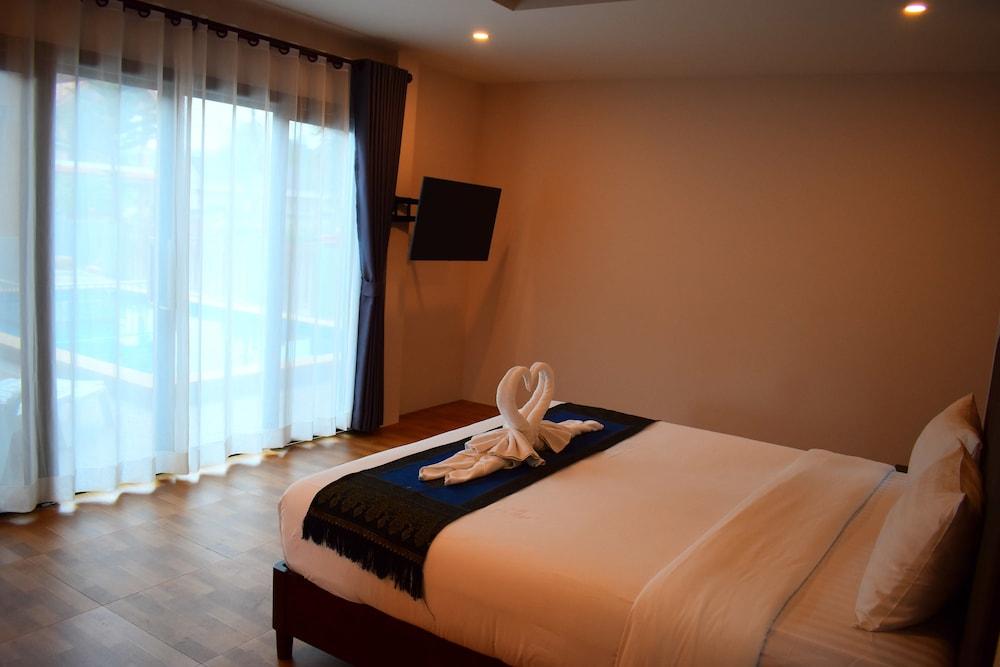 Poonsiri Private Pool Villa Aonang