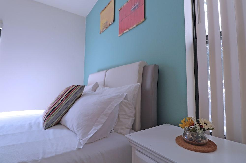 LAs Premier Apartments