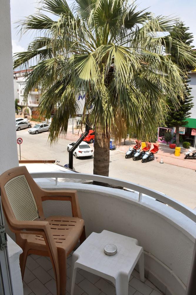 Melles Hotel & Apart