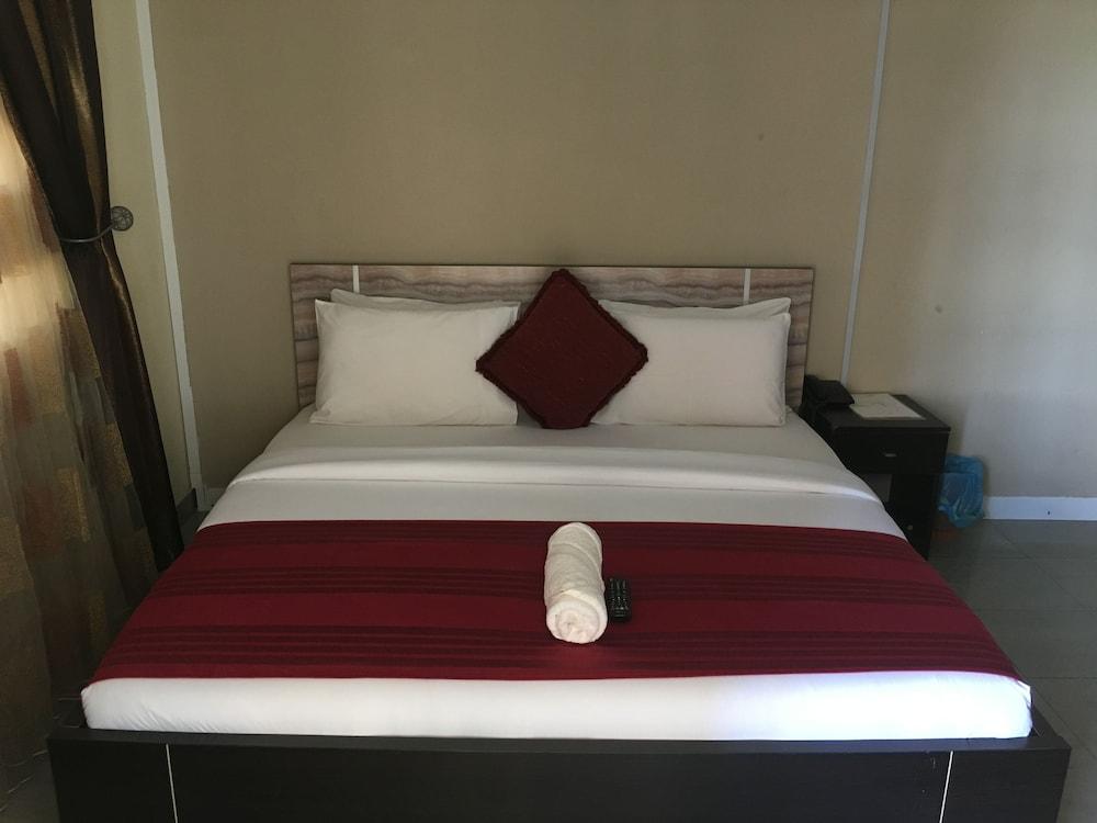 Bates Place Apartments