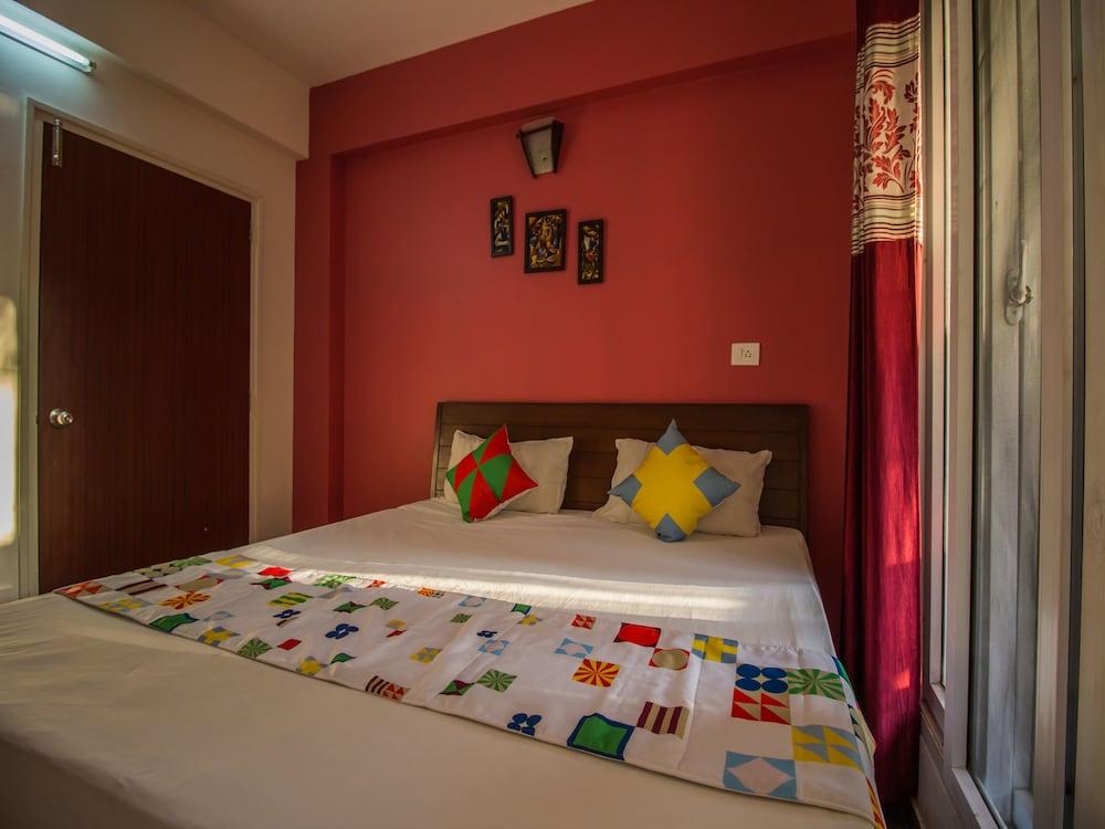 OYO 12953 Home Pool View 2BHK Arpora