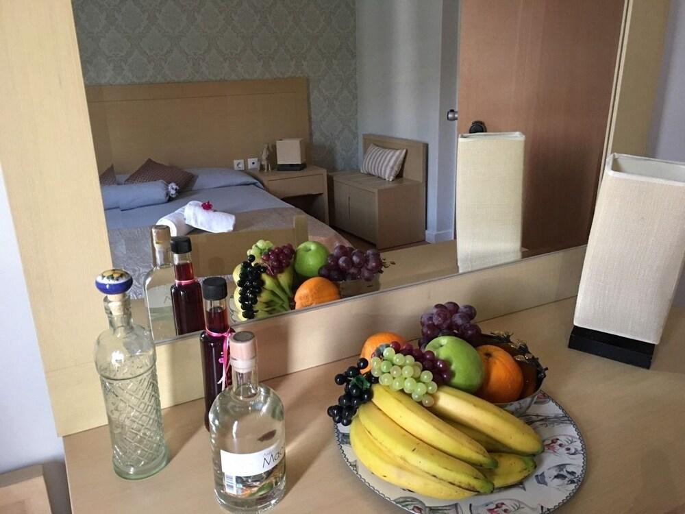 Aphrodite Hotel Syros