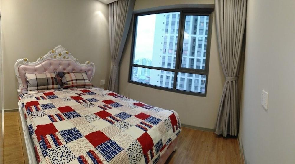 The GoldView Luxury Apartment