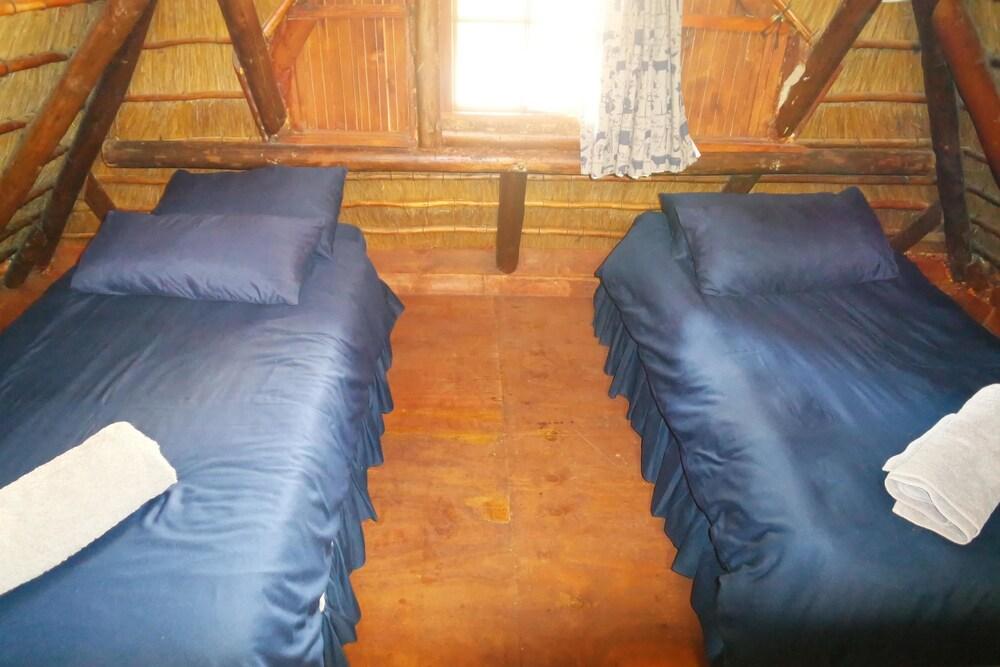 Thandabantu Game Lodge