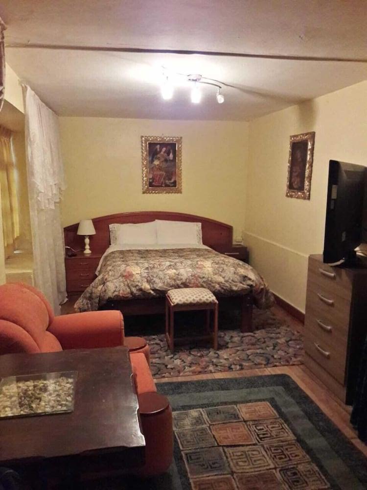 Colonial Guest House